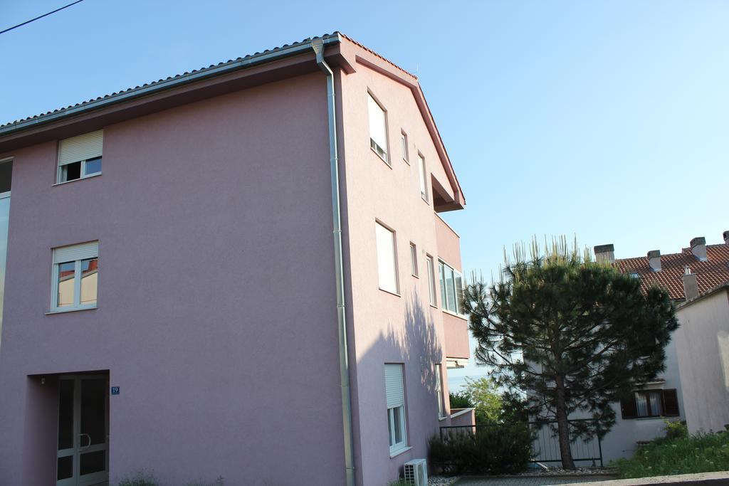 Apartments Sky Rijeka Oda fotoğraf